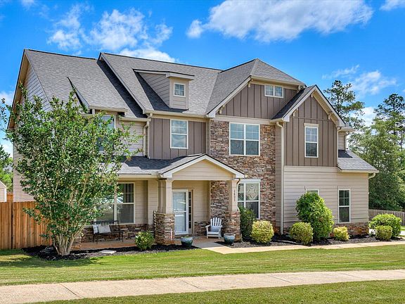 2nd image of 1421 Dooley Lane