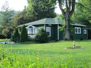 323 Hazelwood Ave, Waynesville, NC 28786