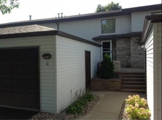 214 Parkside Ct APT C, Kimberly, WI 54136