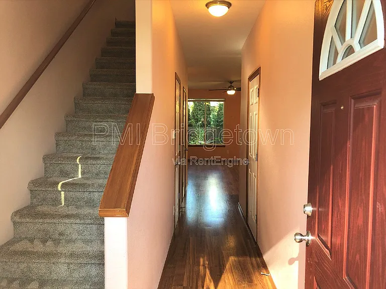 4325 SE 79th Ave — Photo 2
