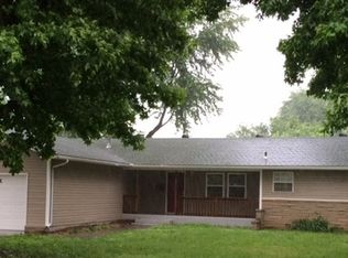 121 W Charles St, Republic, MO 65738
