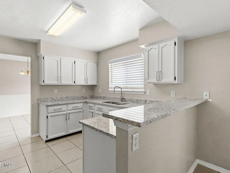 6763 Dakota Ridge Dr — Photo 12