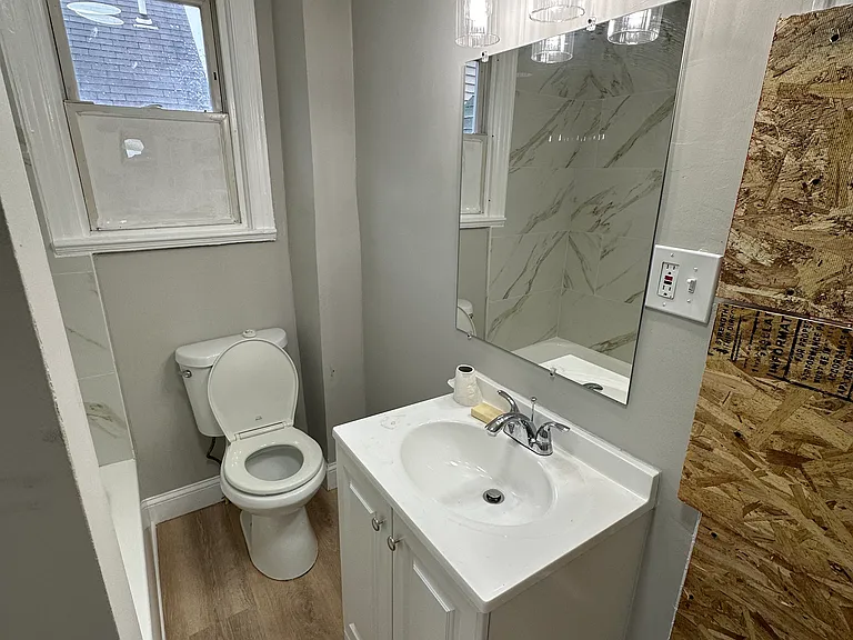 433 Greenwich Ave #2 — Photo 24