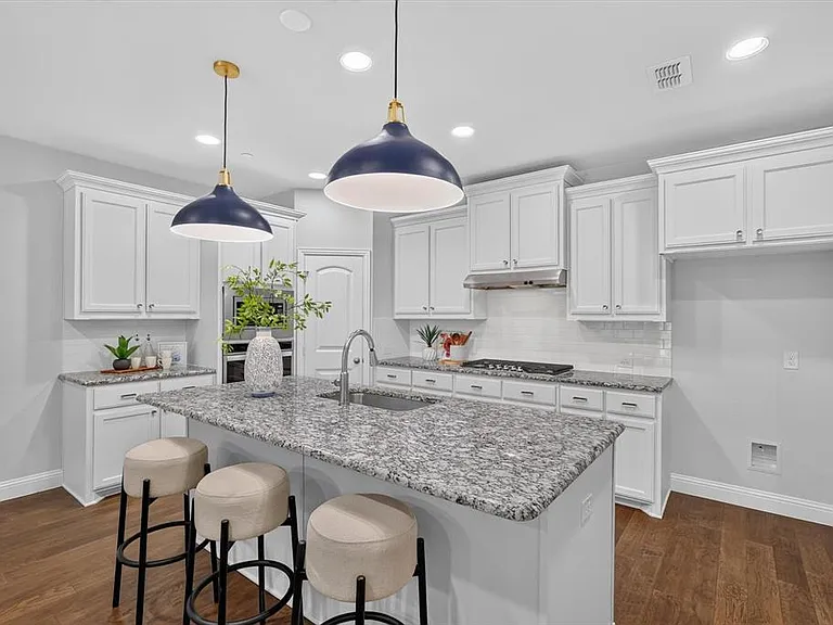 2873 Creekway Dr — Photo 14
