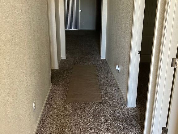 4th image of 817 Marybelle Ct