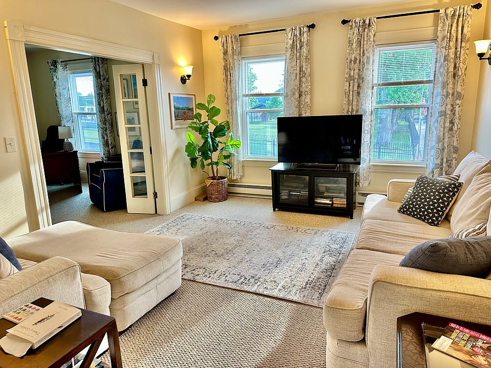 1st image of 35 Reed St #2