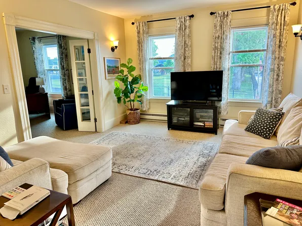 35 Reed St #2, Manchester, NH 03102
