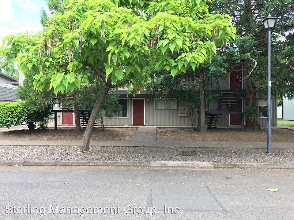 2nd image of 1668 Ferry St APT 4
