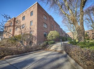 Longwood Green Condominium, Brookline, MA 02446