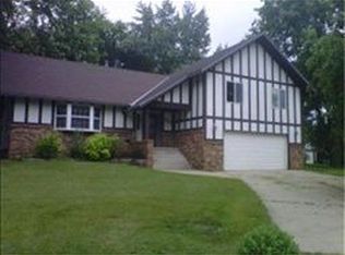 100 Sherwood Pl, Owatonna, MN 55060