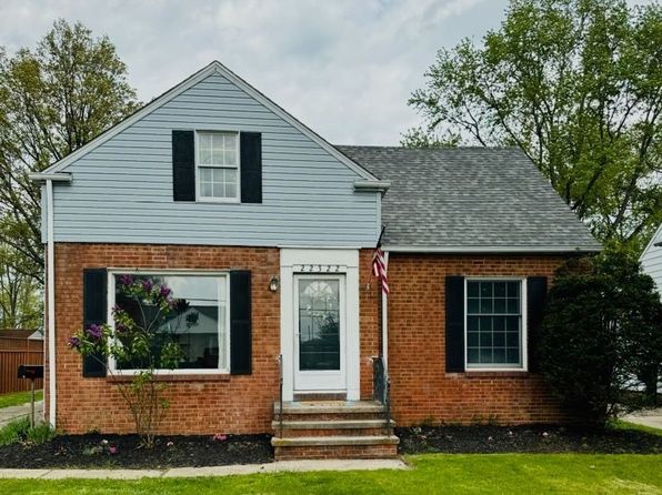 22322 Westwood Rd, Cleveland, OH 44126
