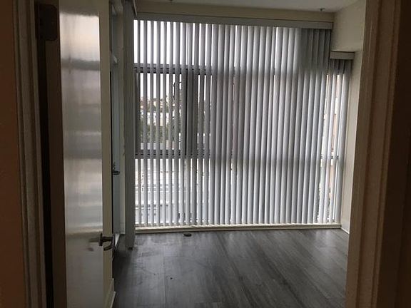 4th image of 1241 5th St APT 208