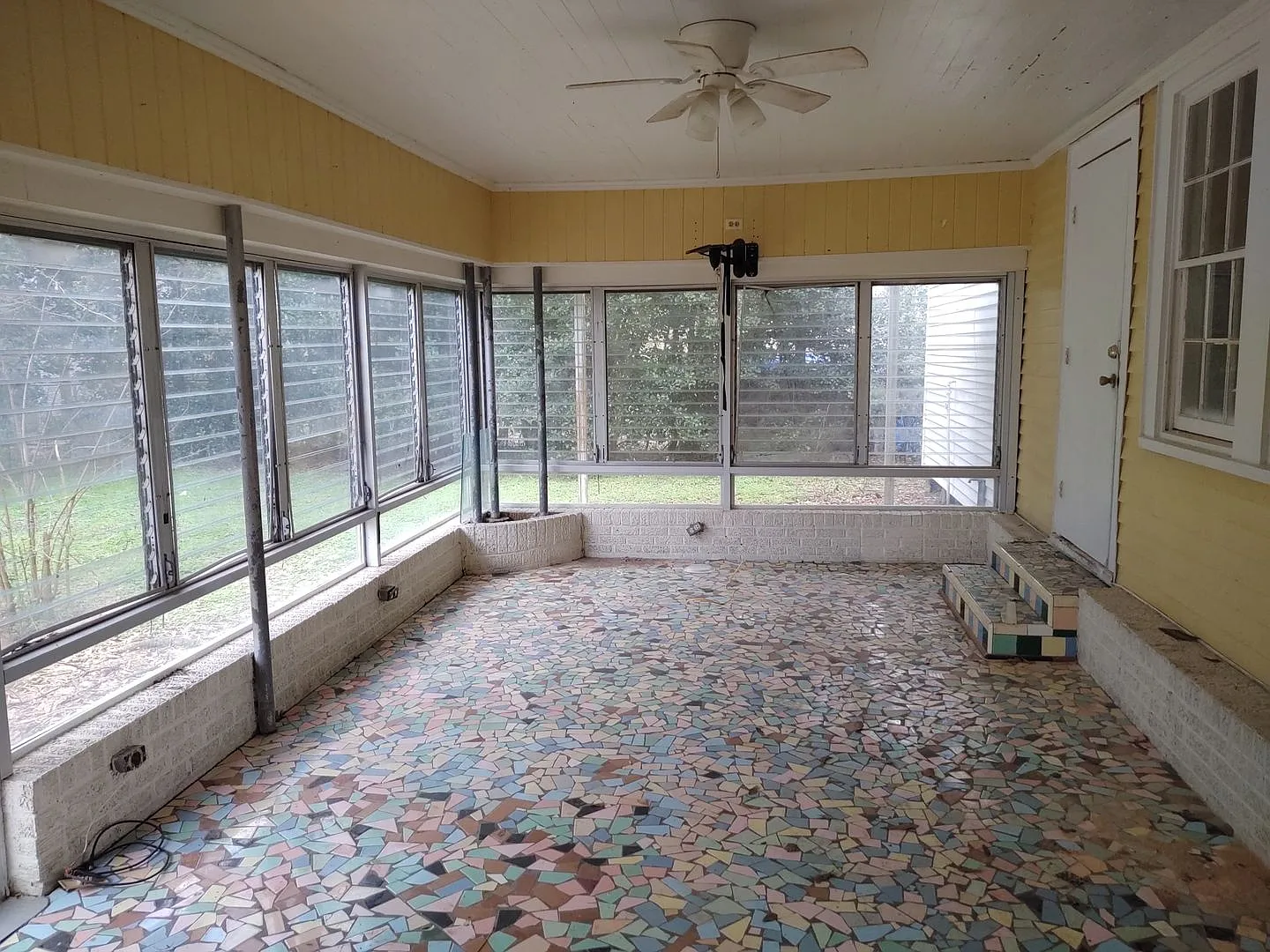 Cute 2BR/1BA Cottage With Lots of Extras! — Photo 3