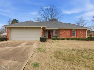 104 Joys Cv, Clinton, MS 39056