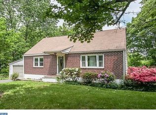 945 Bridge Rd, Collegeville, PA 19426
