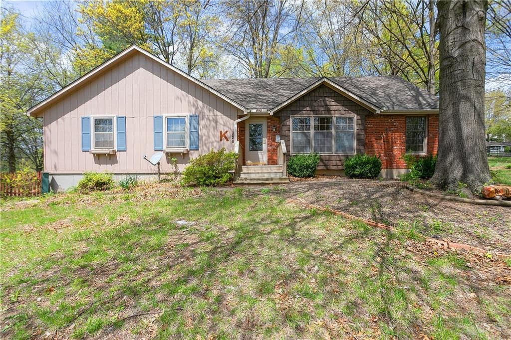 1228 SW Town And Country Ln, Plattsburg, MO 64477 Zillow