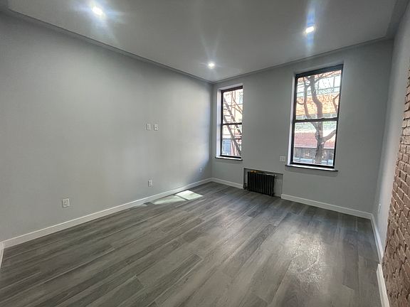 3rd image of 408 W 51st St APT 203