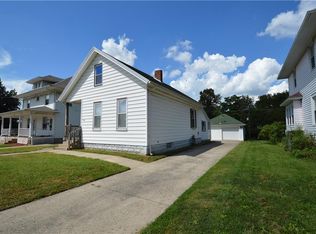 1022 Lagonda Ave, Springfield, OH 45503