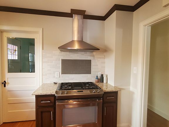 gas cooktop and oven