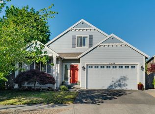 11659 Partlow Rd, Oregon City, OR 97045