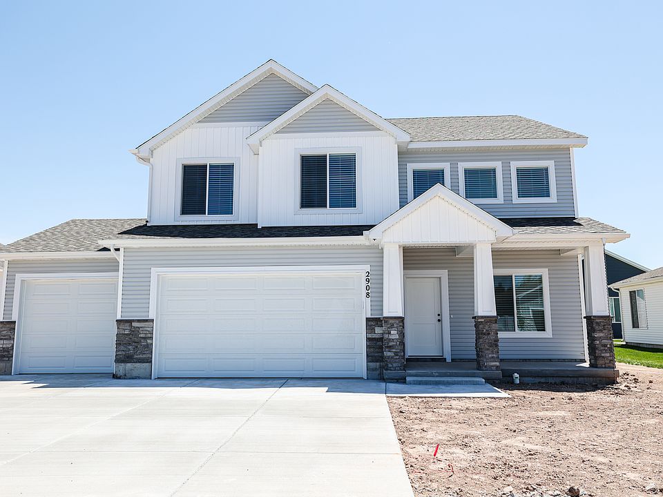 1st image of 2908 Curlew Dr