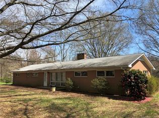 1301 Groce Rd, Yadkinville, NC 27055