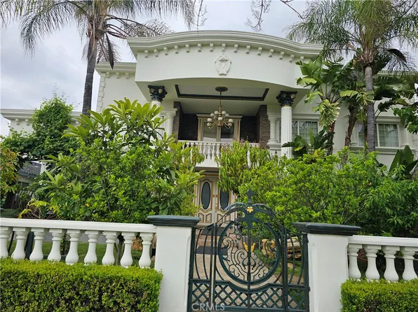 9365 Gallatin Rd, Downey, CA 90240