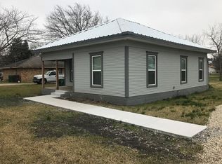 316 E 8th St, Ferris, TX 75125