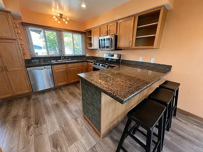 5475 Redding Rd — Photo 14