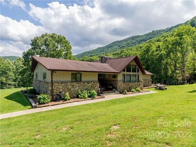 465 Moonshadow Ln, Burnsville, NC, 28714