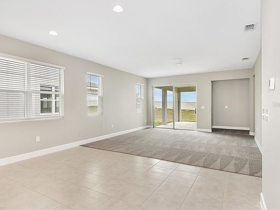 3rd image of 512 Buchannan Dr
