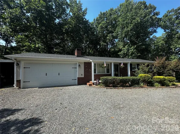 127 Possum Rd, Mount Gilead, NC 27306