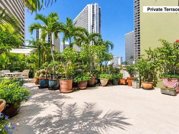 229 Paoakalani Ave #602, Honolulu, HI 96815