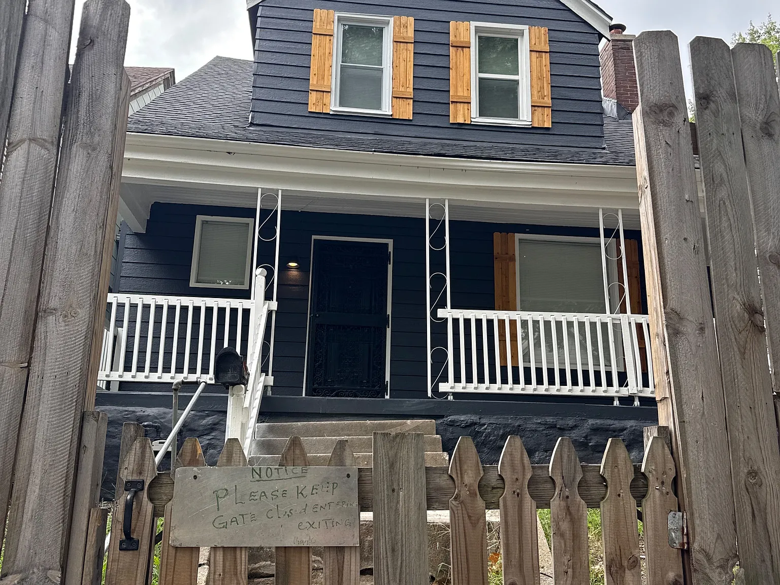 4 bed, 1809 sqft, $1,850 — Photo 2