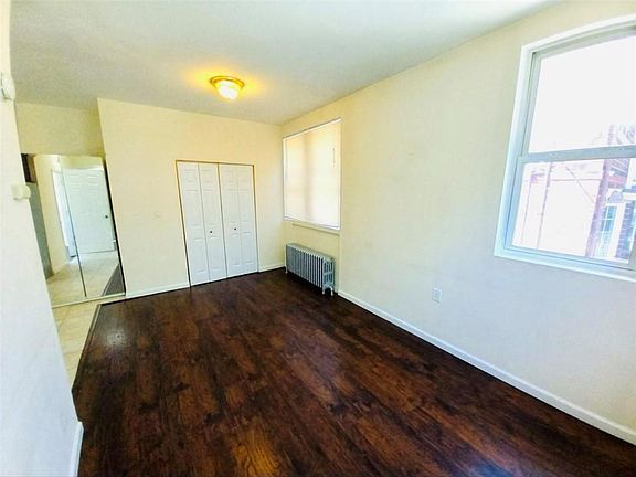 4th image of 10 Florida Ave
