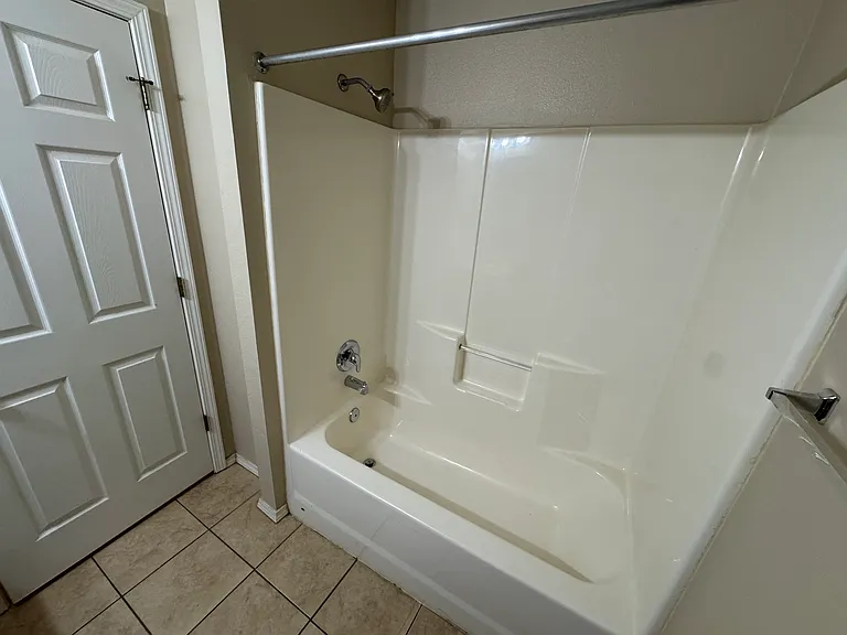 Clifton Height Apartments — Photo 11