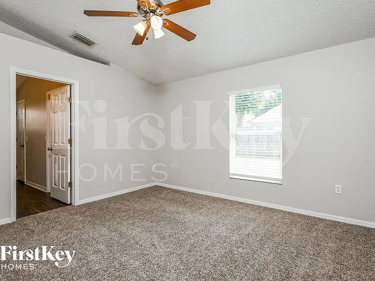 4434 Stone Meadow Dr — Photo 9