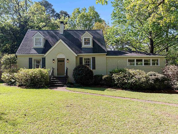 3rd image of 516 Rutherford Cir