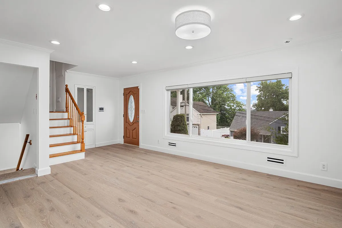 Building Photo - 114 Candlewood Dr
