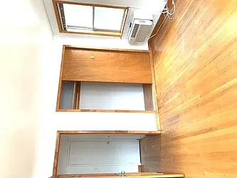 Rented by Kinyu Realty