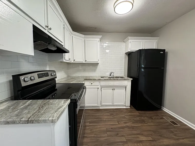 3106 Pulaski Pike NW — Photo 5