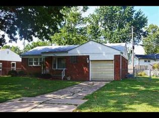 811 S Watson Ln, Wichita, KS 67207