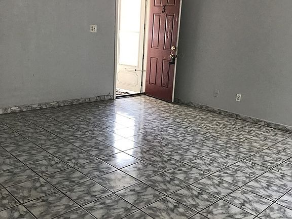 3rd image of 519 Plumosa Ave #3