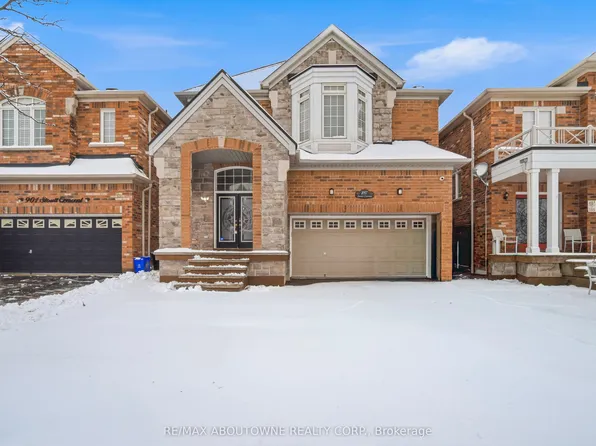 897 Stoutt Cres, Milton, ON L9T 7R1