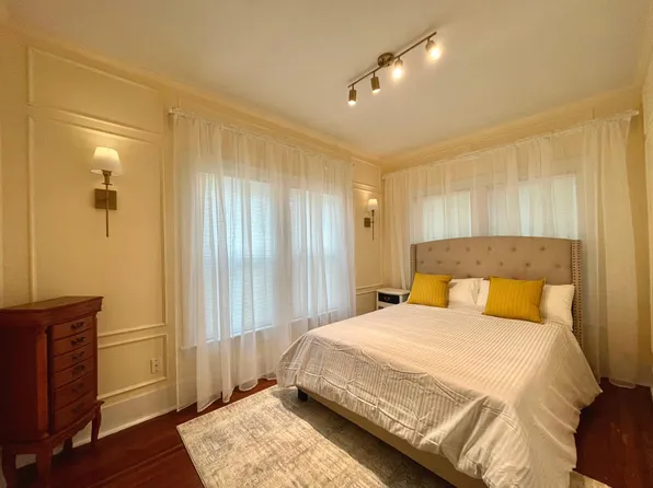 340 Cortlandt St #340, Houston, TX 77007