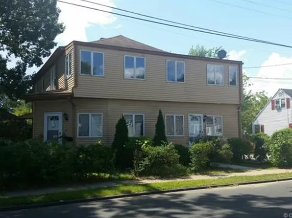 55 Lilac St, East Hartford, CT 06118