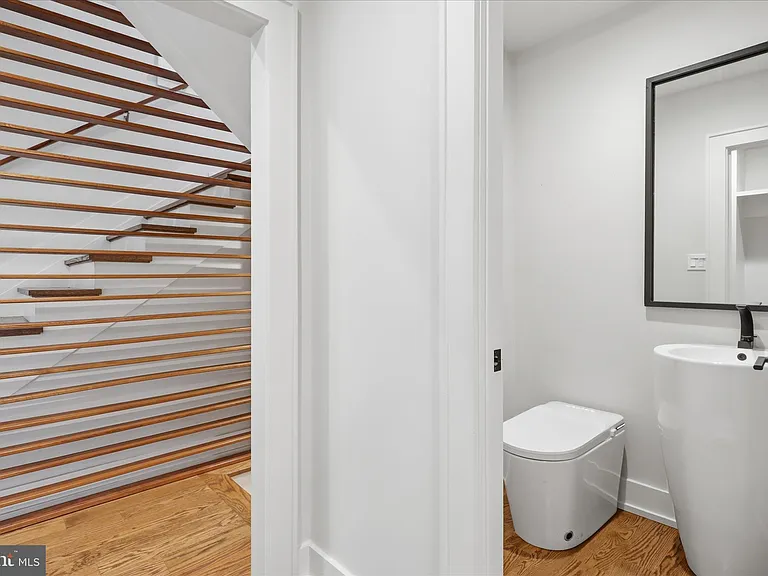 5921 Chesterbrook Rd — Photo 14