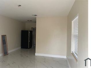 4726 NW 1st St, Miami, FL 33126