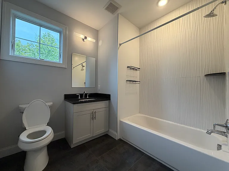 40 Park Ave #208 — Photo 10