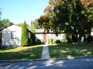 742 Lorraine Dr, Keyport, NJ 07735